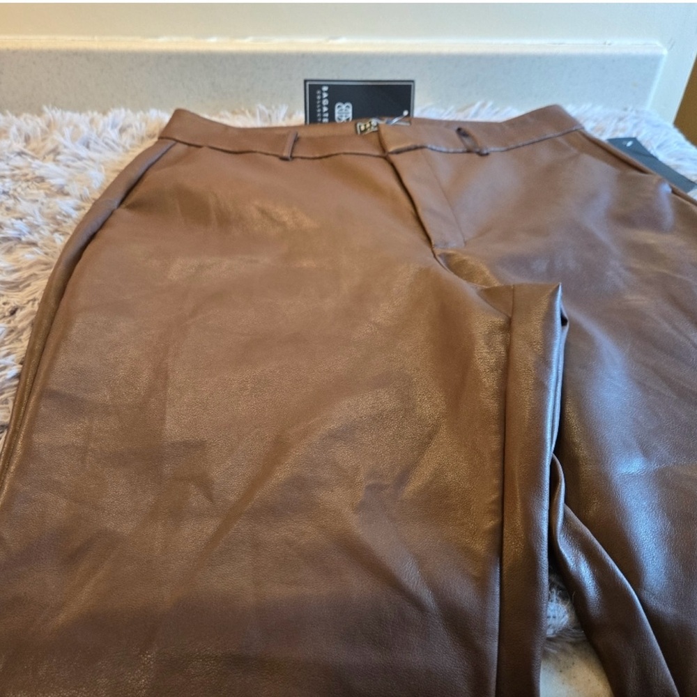 Bagatelle Cropped Kick Flare Brown Faux Leather Pants Size Large  NWT
